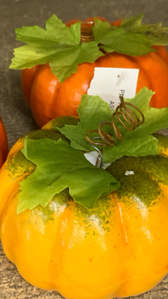 3 FOAM PUMPKINS DECOR.