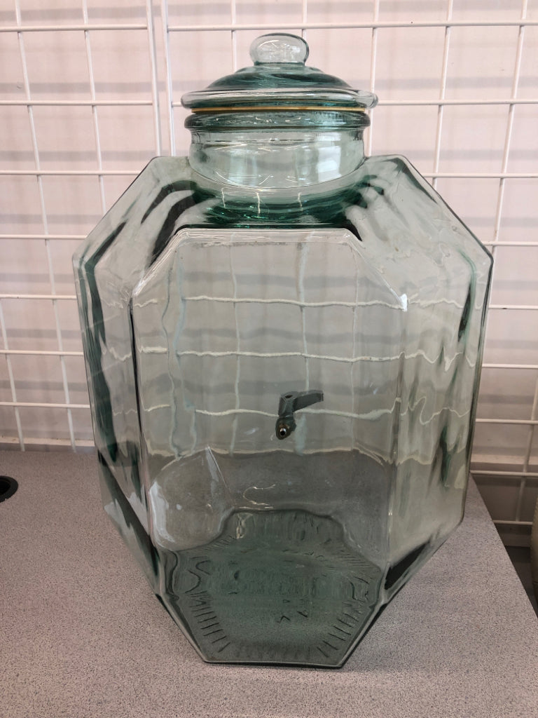JUMBO STRUCTURAL GLASS DRINK DISPENSER.