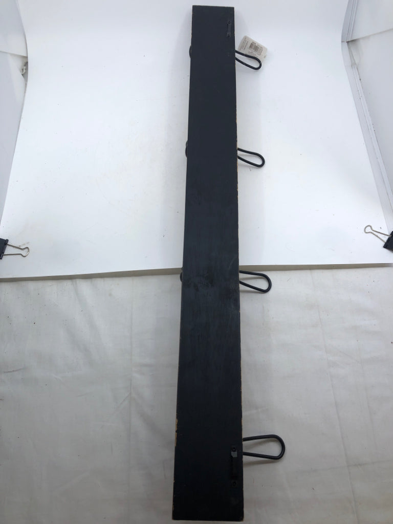 WOOD WALL ART W/ 4 BLACK METAL HOOKS.