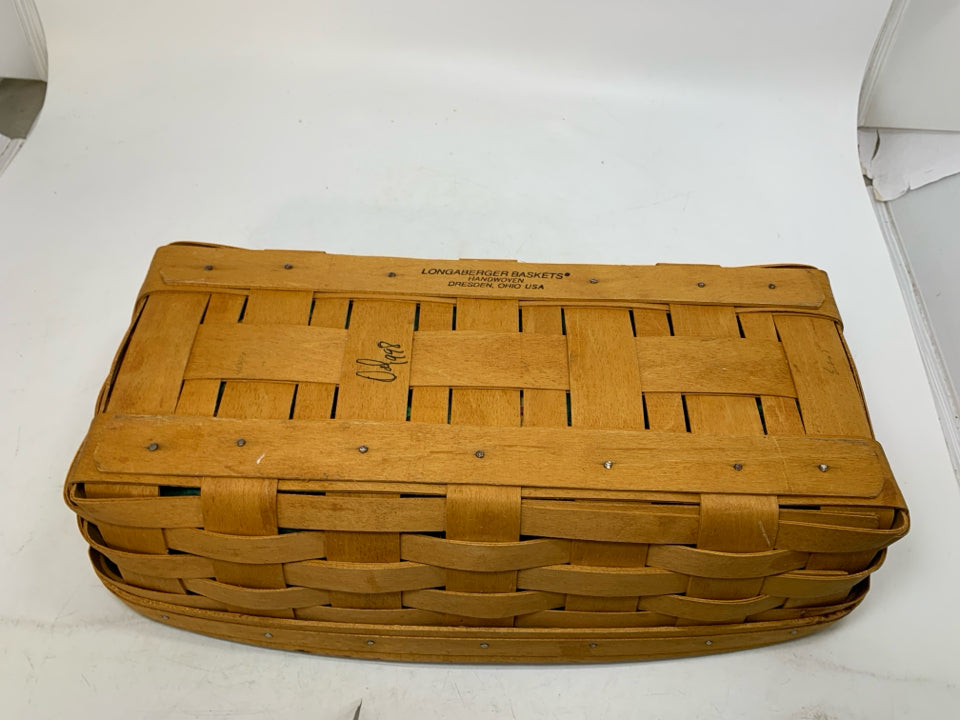 VTG BREAD BASKET W/ DARK GREEN FLORAL LINER 1998.