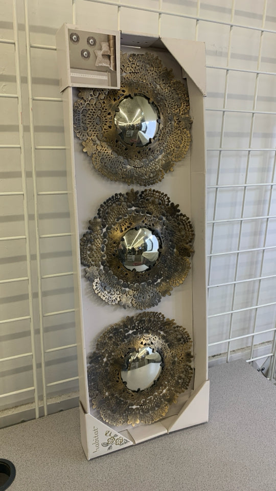 NIP 3PC DISTRESSED DECORATIVE MIRRORS BREWSTER.