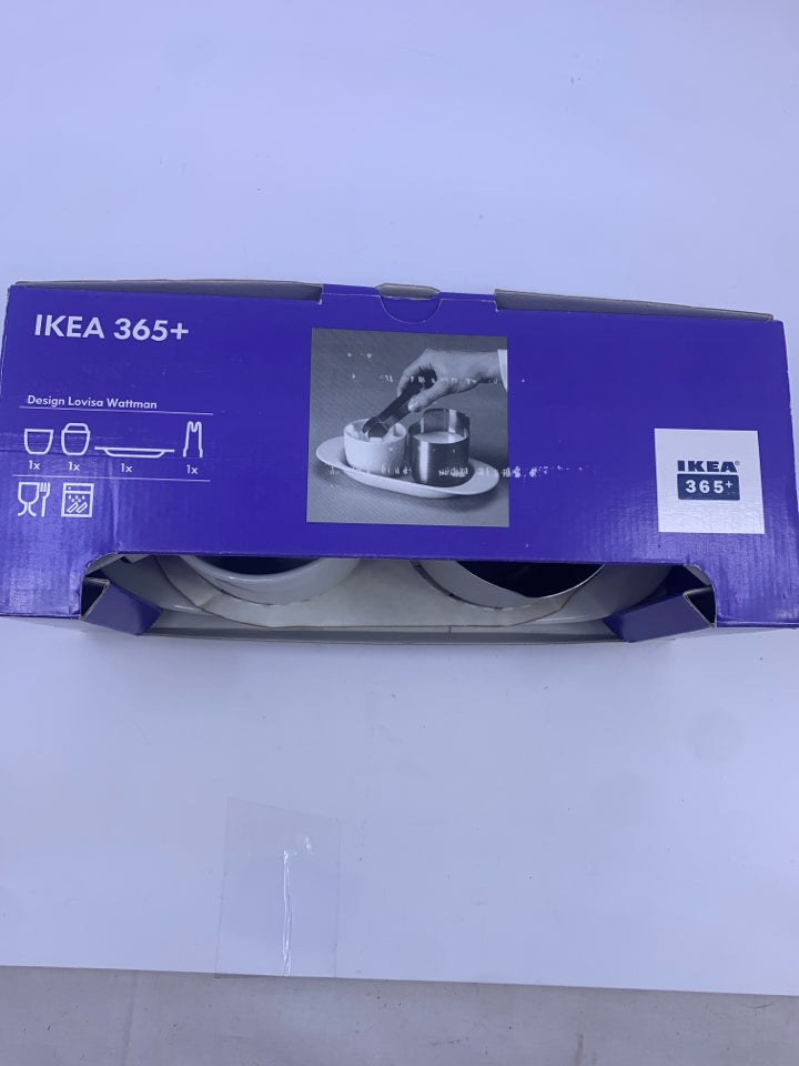 NIB SUGAR AND CREAMER SET.