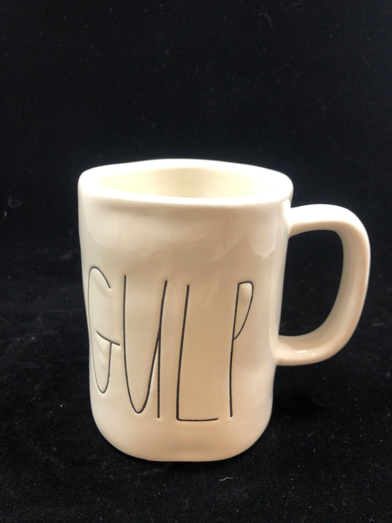 RAE DUNN GULP MUG.