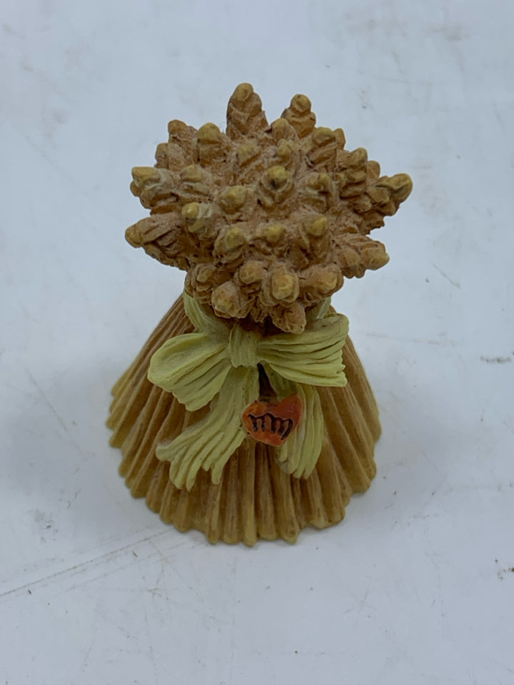 MARY MOO FALL DECORATIVE PIECES IN BAG.