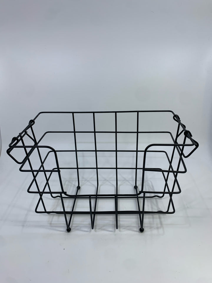 BLACK METAL WIRE STORAGE RACK.