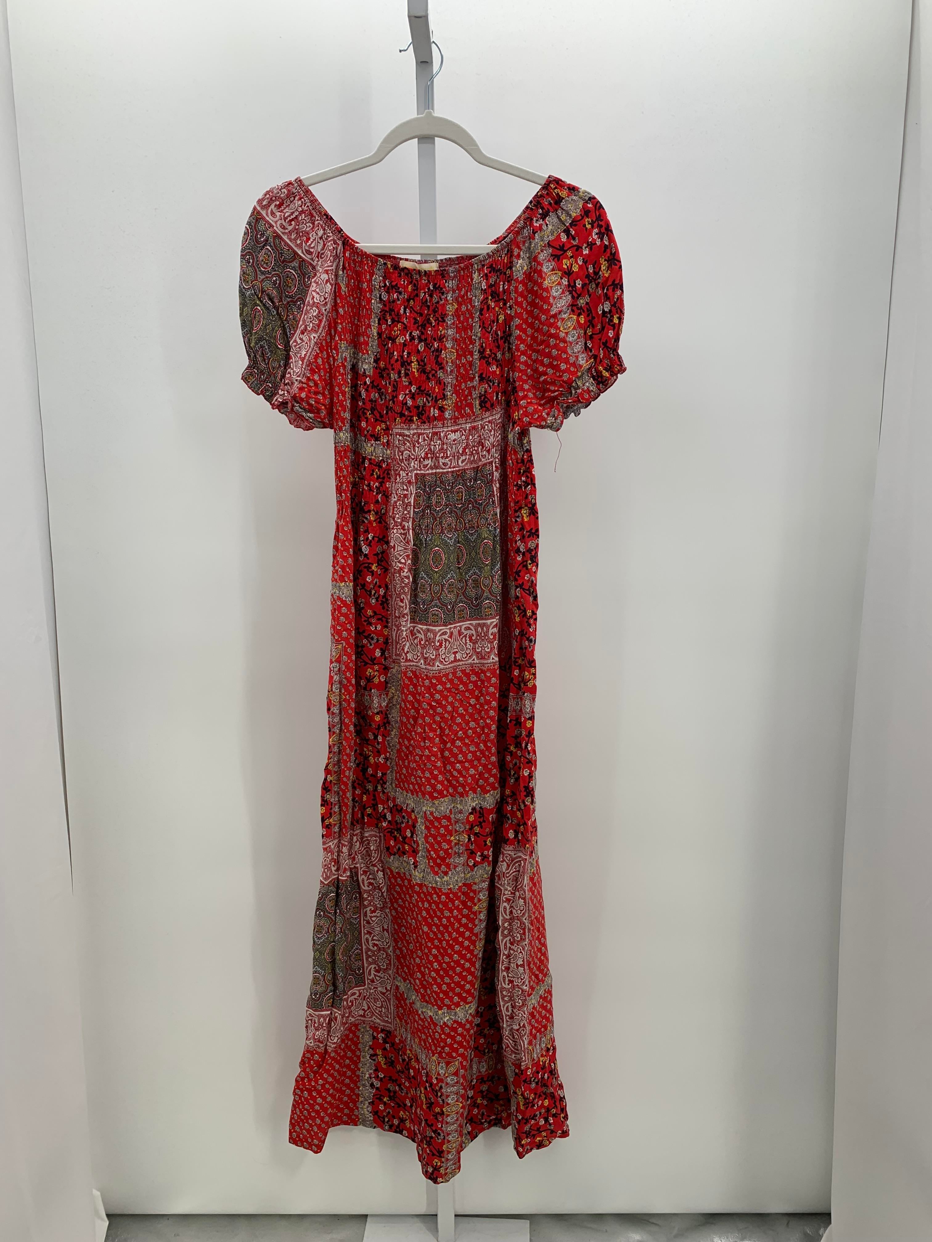 Size Large Misses Short Sleeve Dress