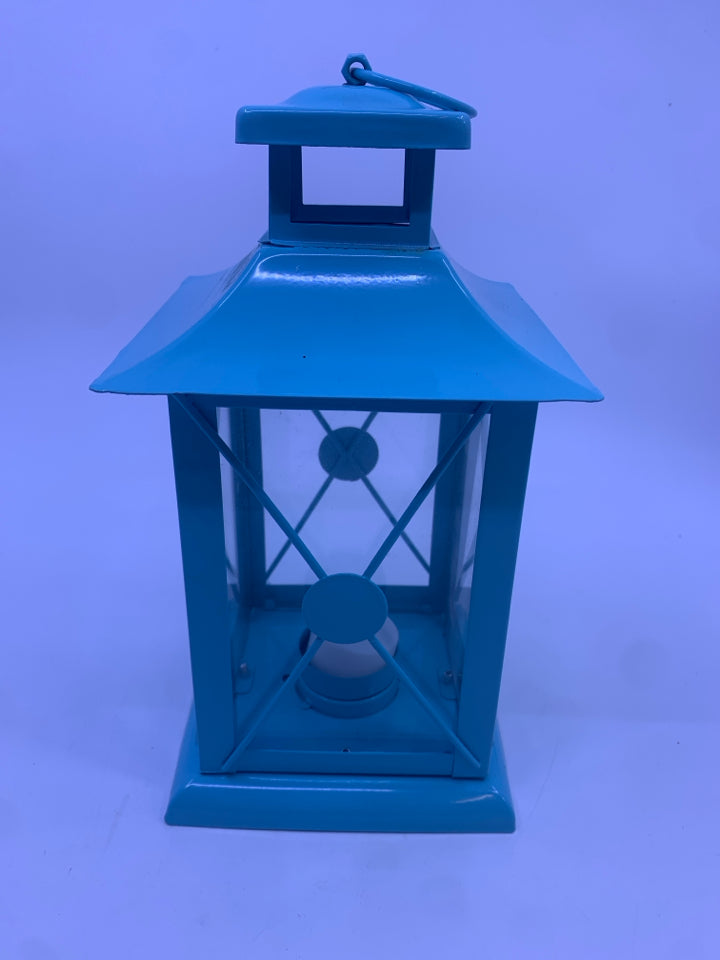 LIGHT BLUE METAL TEA LIGHT LANTERN.