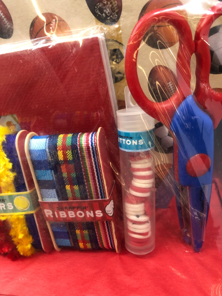 NIP SCRAPBOOKING SPORT SET.