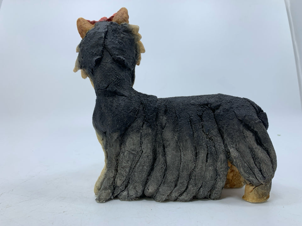 RESIN YORKSHIRE TERRIER FIGURE "A BREED APART" #70012 5.