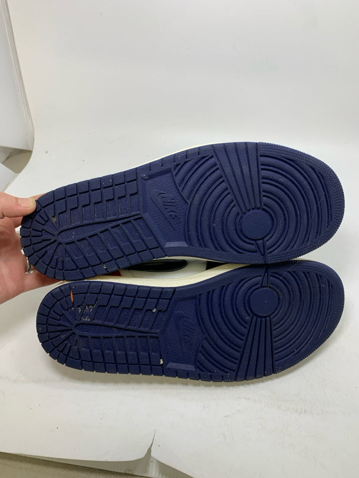 Air Jordans 1 Retro OG Low Howard University Sneakers