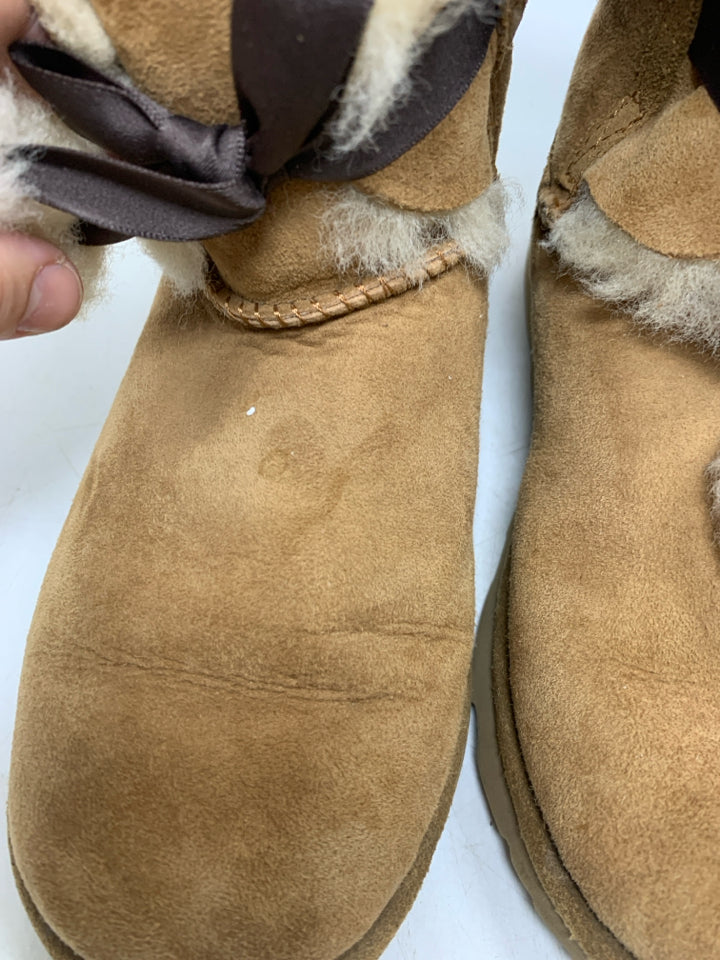 UGG Gita Chestnut Pom Pom Bow Ankle Boots