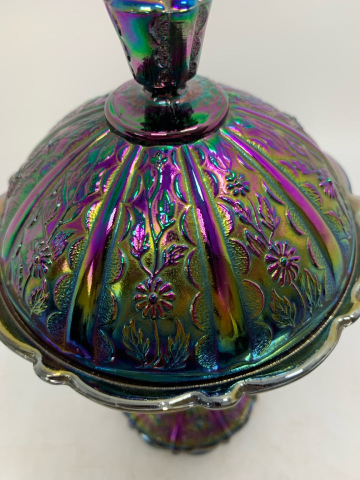 VTG FOOTED CARNIVAL GLASS COMPOTE PANELED DAISIES CANDY DISH W/ LID.