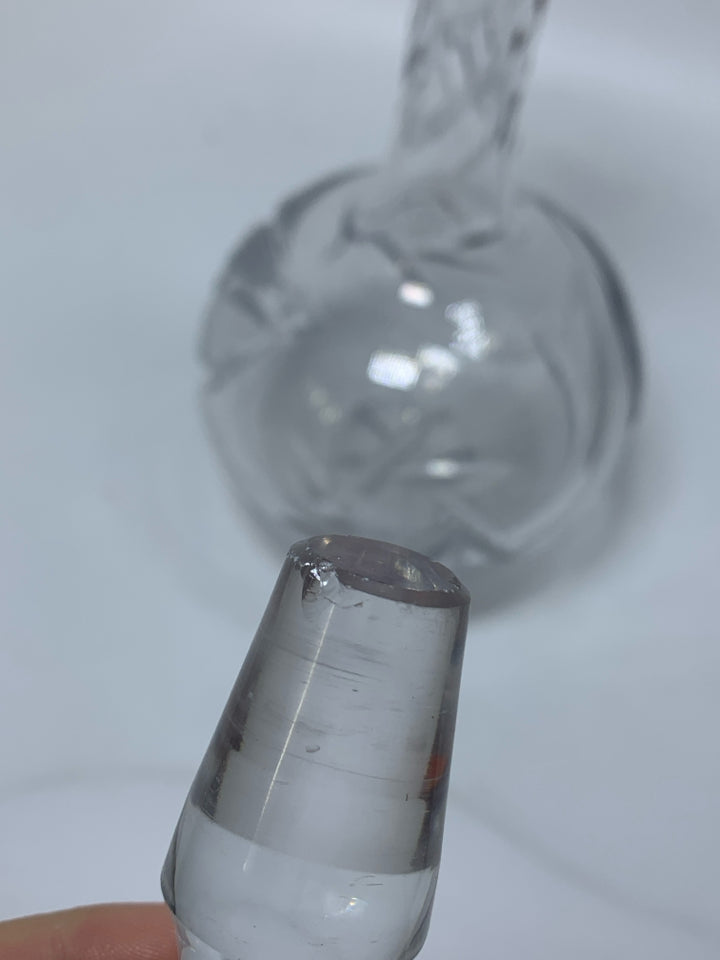 HEAVY CRYSTAL DECANTER W/ ETCHED STAR DESIGNS.