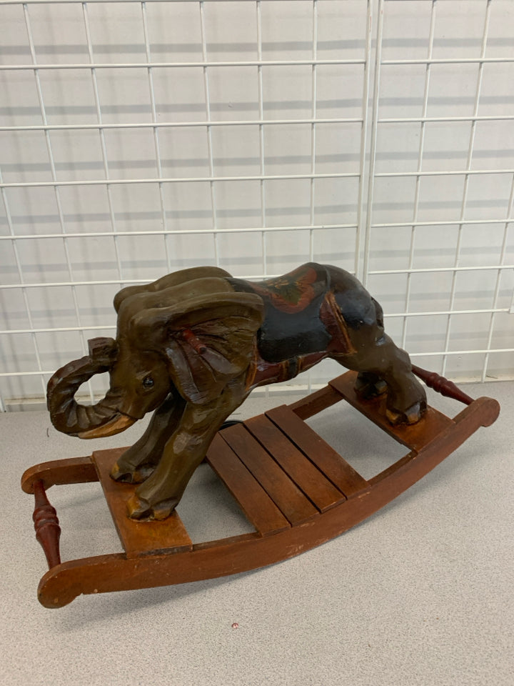 VTG ROCKING ELEPHANT TABLETOP FIGURINE.