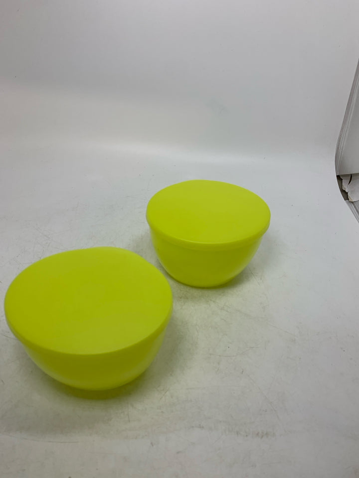 VTG 2 OVAL COVERED FOOD STORAGE.