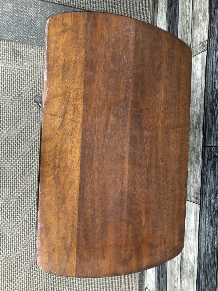 DRK BROWN END TABLE.