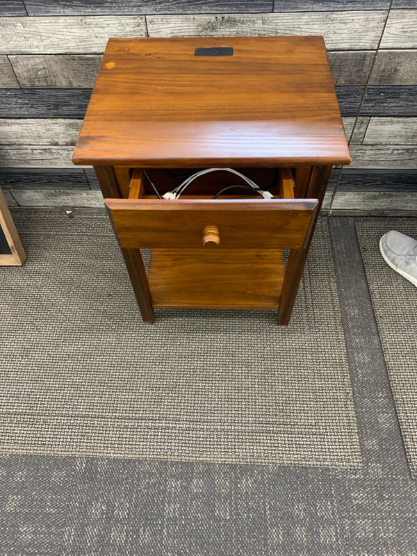 SMALL DARK WOOD SIDE TABLE W/ DRAWER + POWER PORTS.