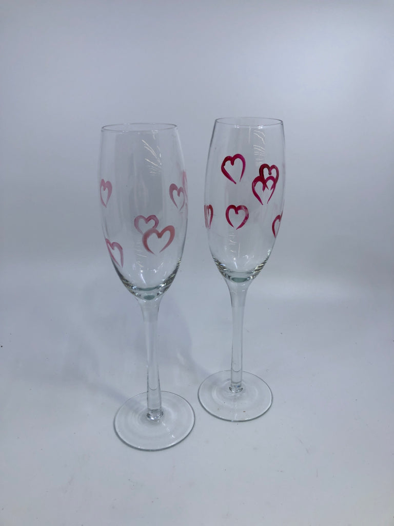 2 PAINTED HEARTS CHAMPAGNE GLASSES.