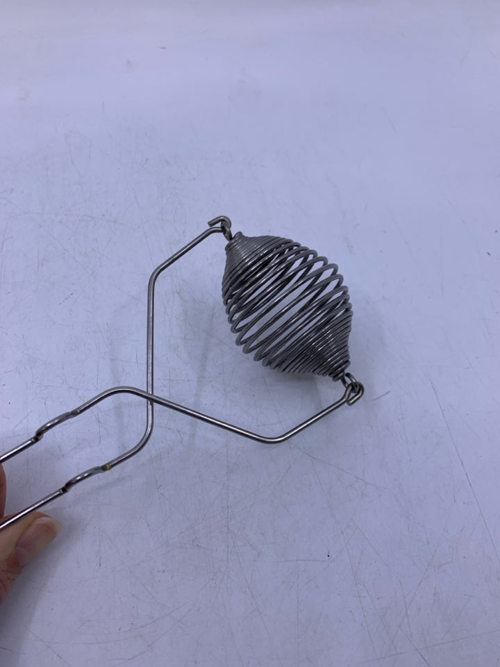SPRING WHISK/ EGG BEATER