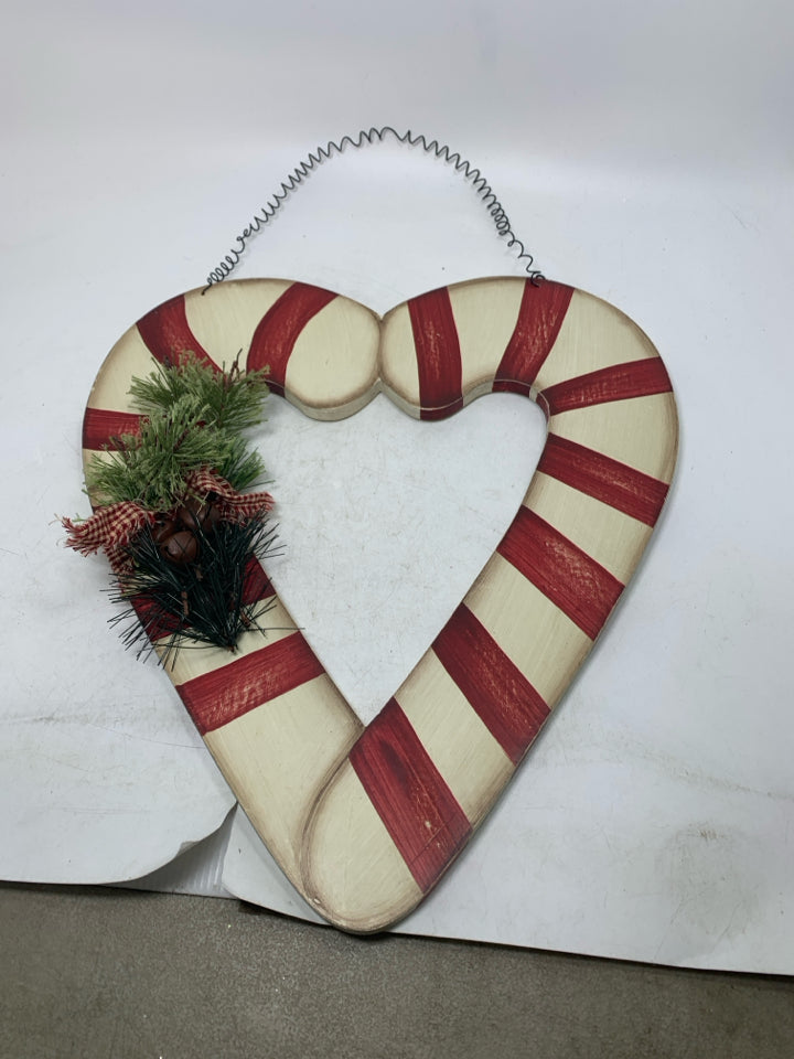 CANDY CANES WALL HANGING HEART SHAPED.