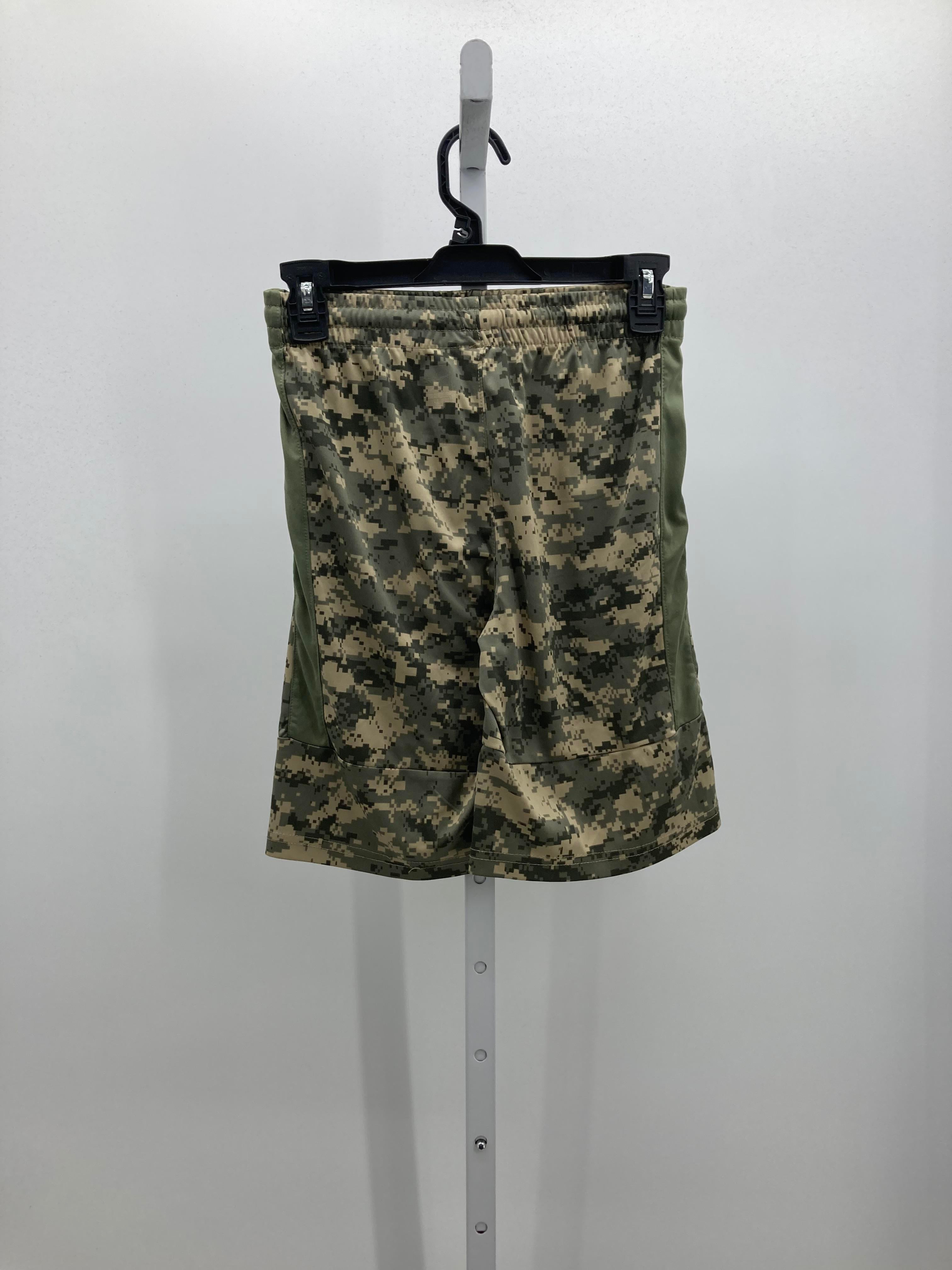 DIGITAL CAMO.