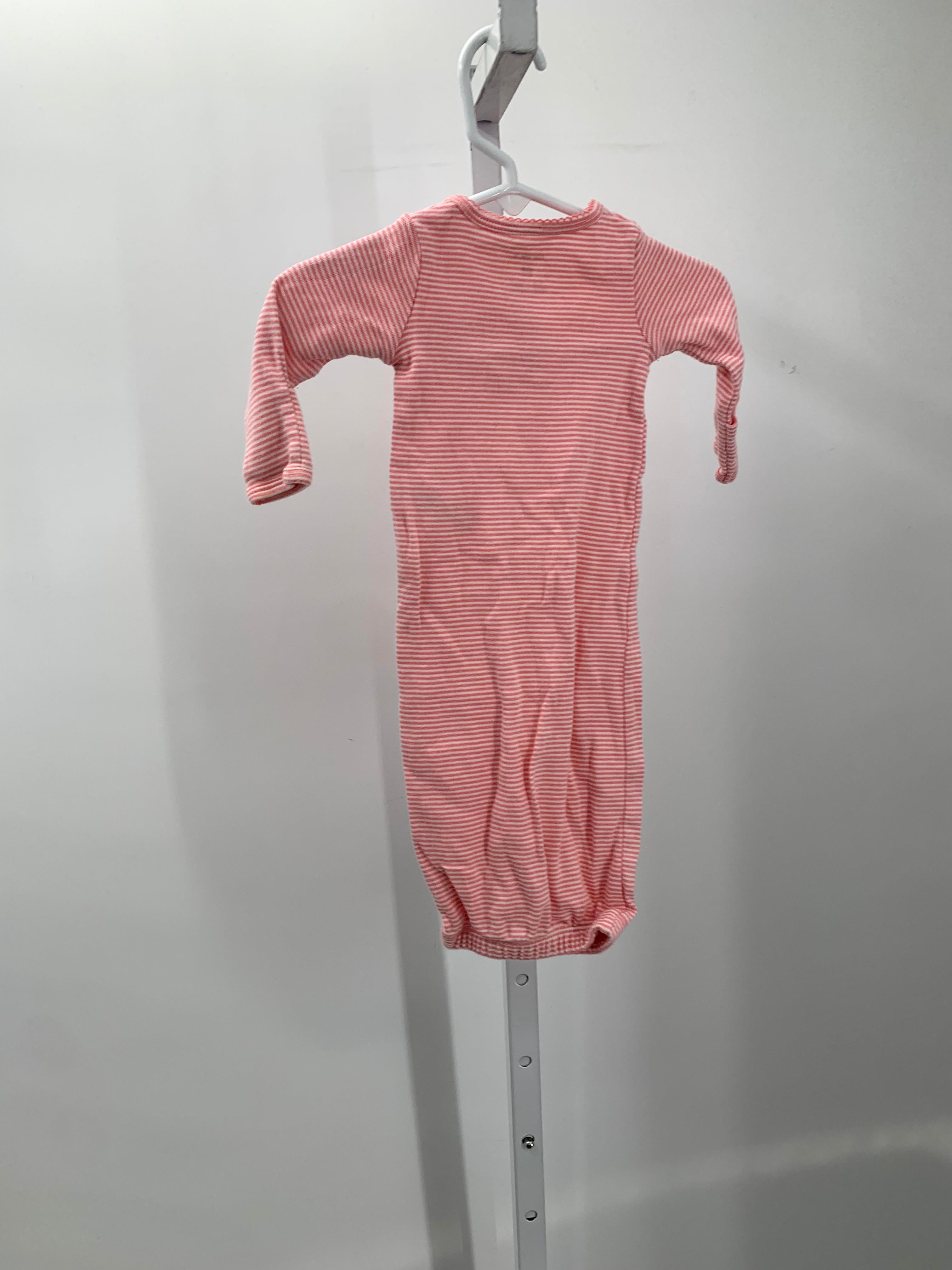 Carters Size 0-3 months Girls Gown Sleeper