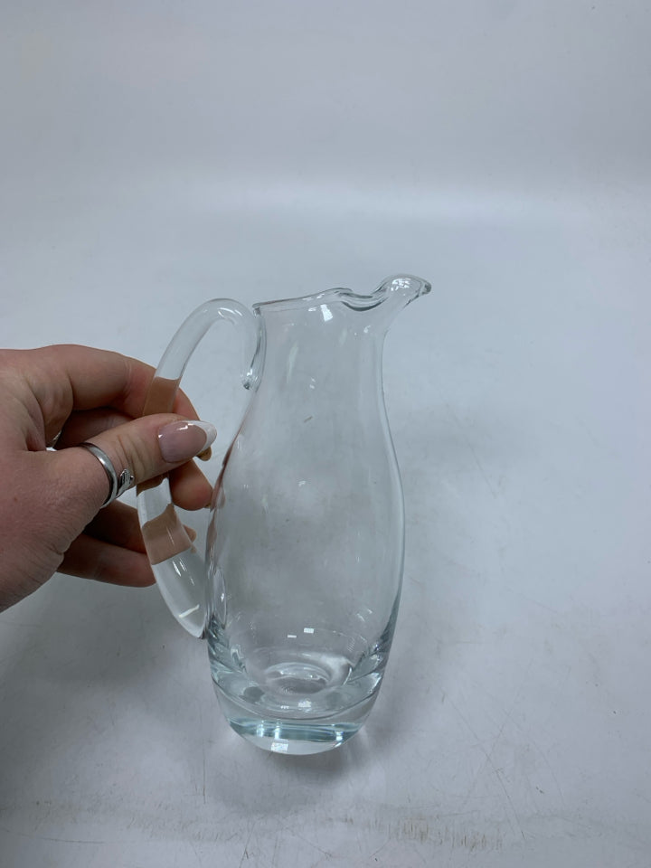 CLEAR GLASS HEAVY BOTTOM CREAMER.