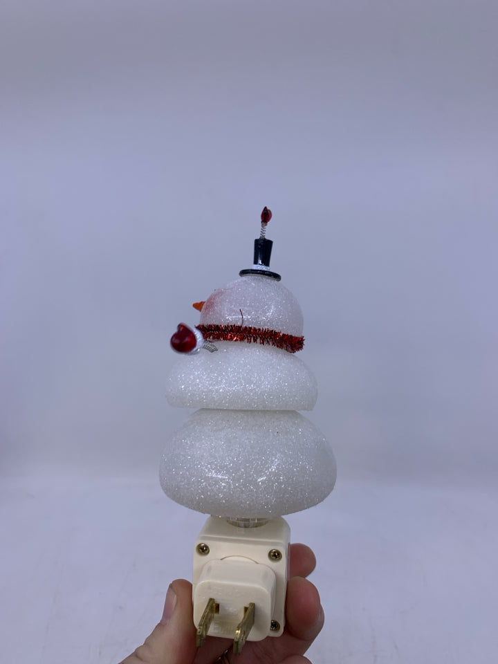 SLINKY SNOWMAN NIGHT LIGHT.