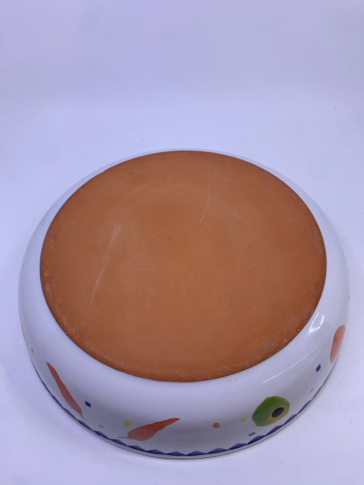 TERRA COTTA SERVING BOWL W/ PEPPERS+AVOCADO DETAIL.