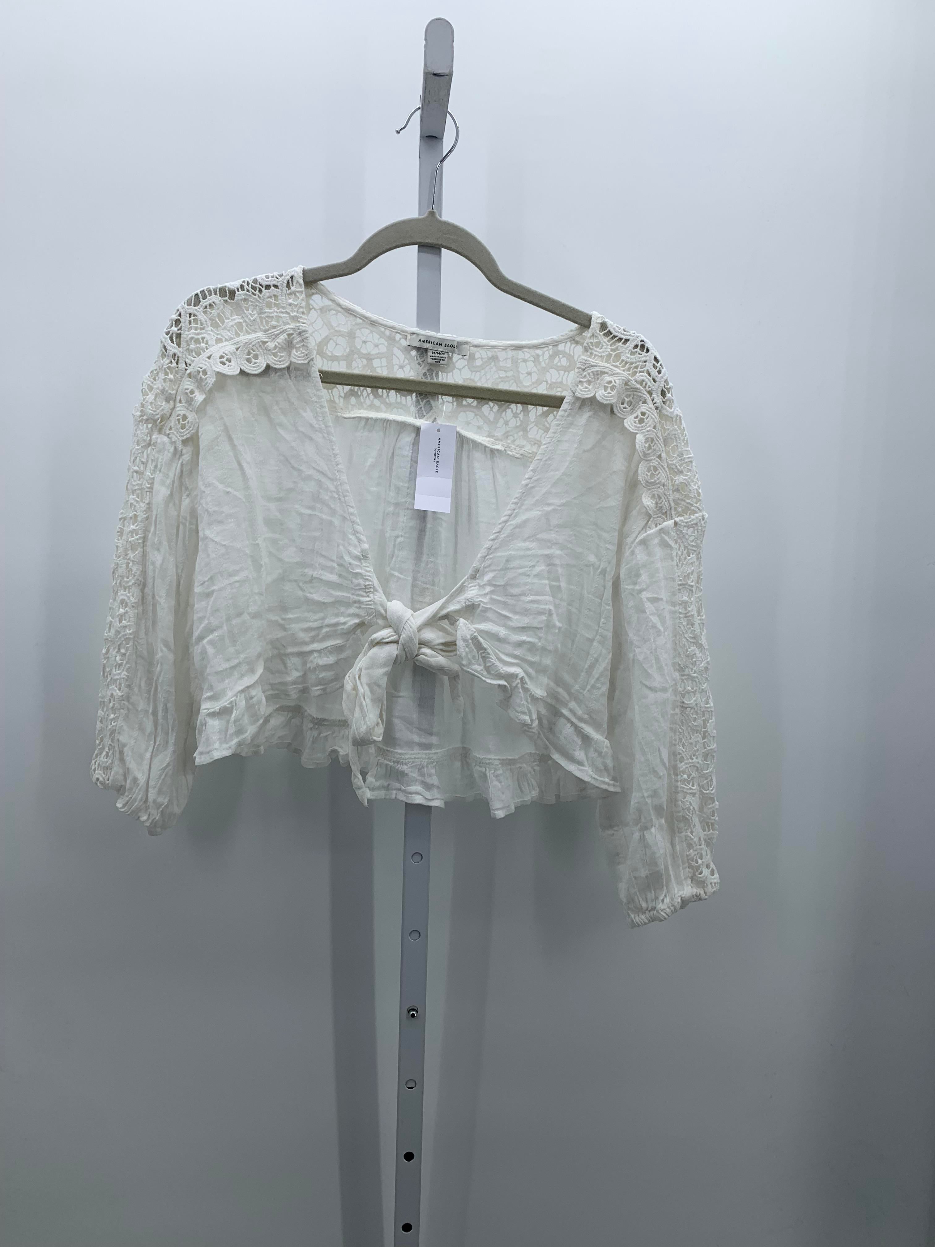 American Eagle Size Medium Juniors 3/4 Sleeve Shirt