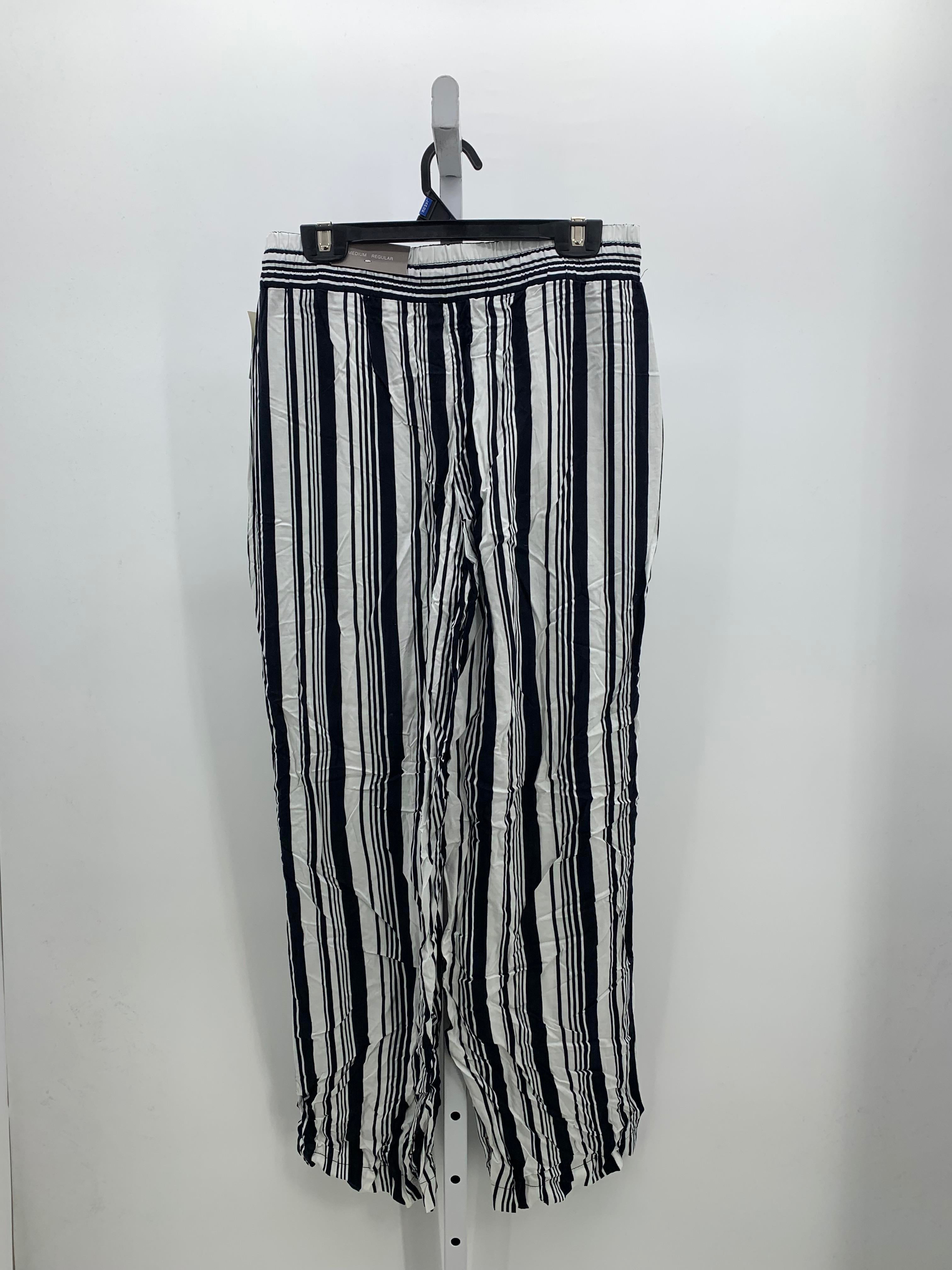 Maurices Size Medium Misses Pants