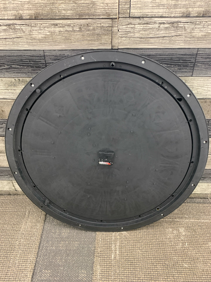 BLACK/BRONZE LARGE ROUND WALL CLOCK.