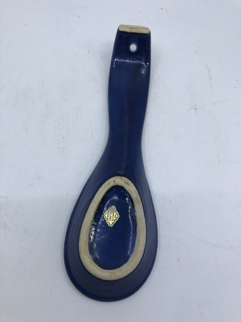 DARK BLUE SPONGE SPOON REST.
