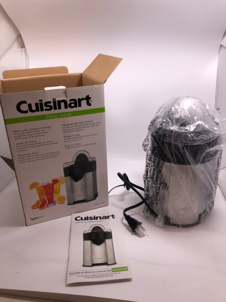 NIB CITRUS JUICER - CUISINART.