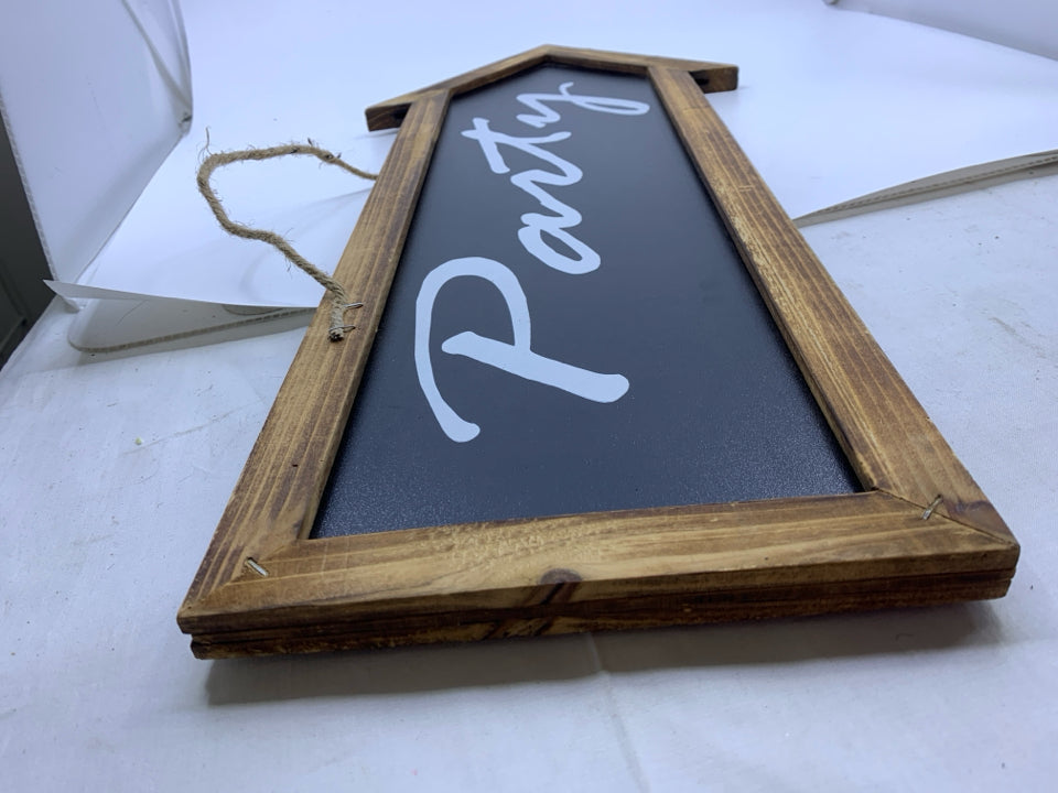ARROW PARTY SIGN.