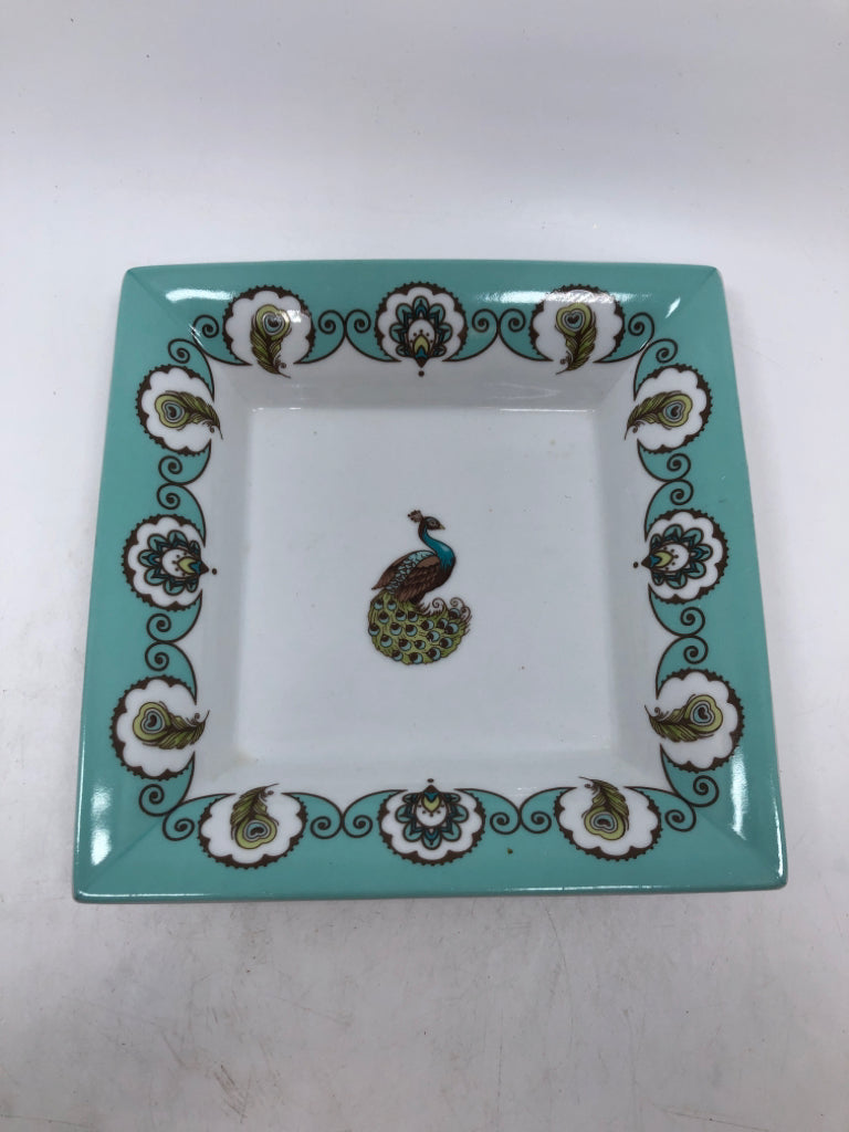 VERA BRADLEY PEACOCK DISH.