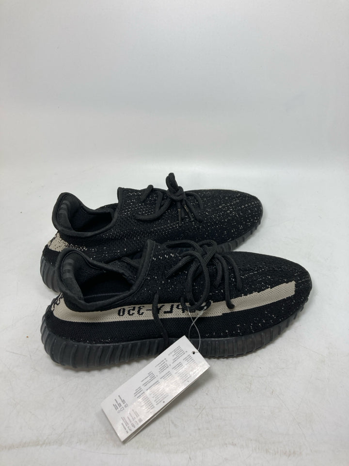 Adidas Yeezy Boost 350 V2 Oreo BY1604