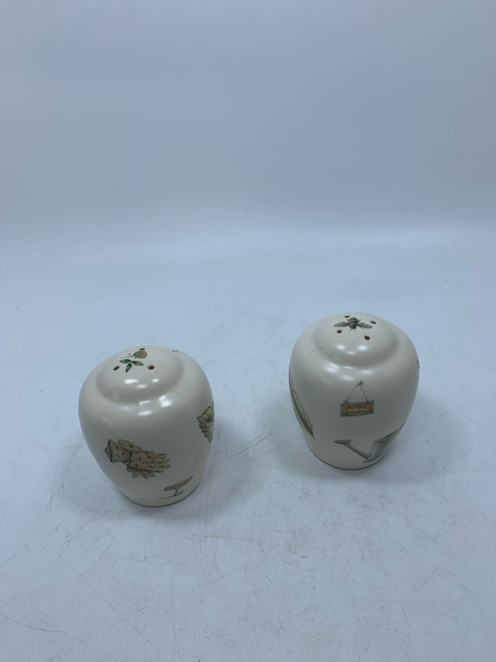 NATUREWOOD GARDEN THEMED SALT/PEPPER SHAKERS.