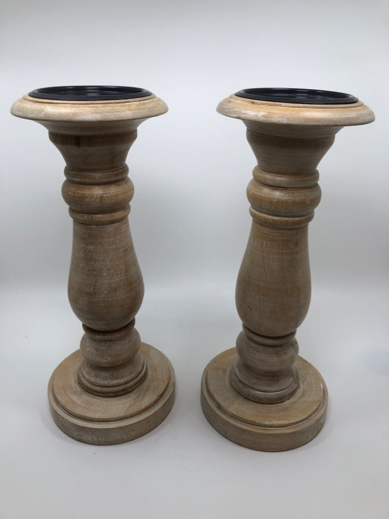 2 RUSTIC WOOD CANDLE HOLDERS.