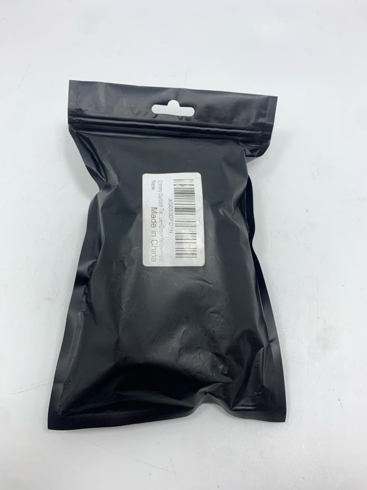NIP 2PC WOOD BLOCK CURTAIN TIE BACKS.