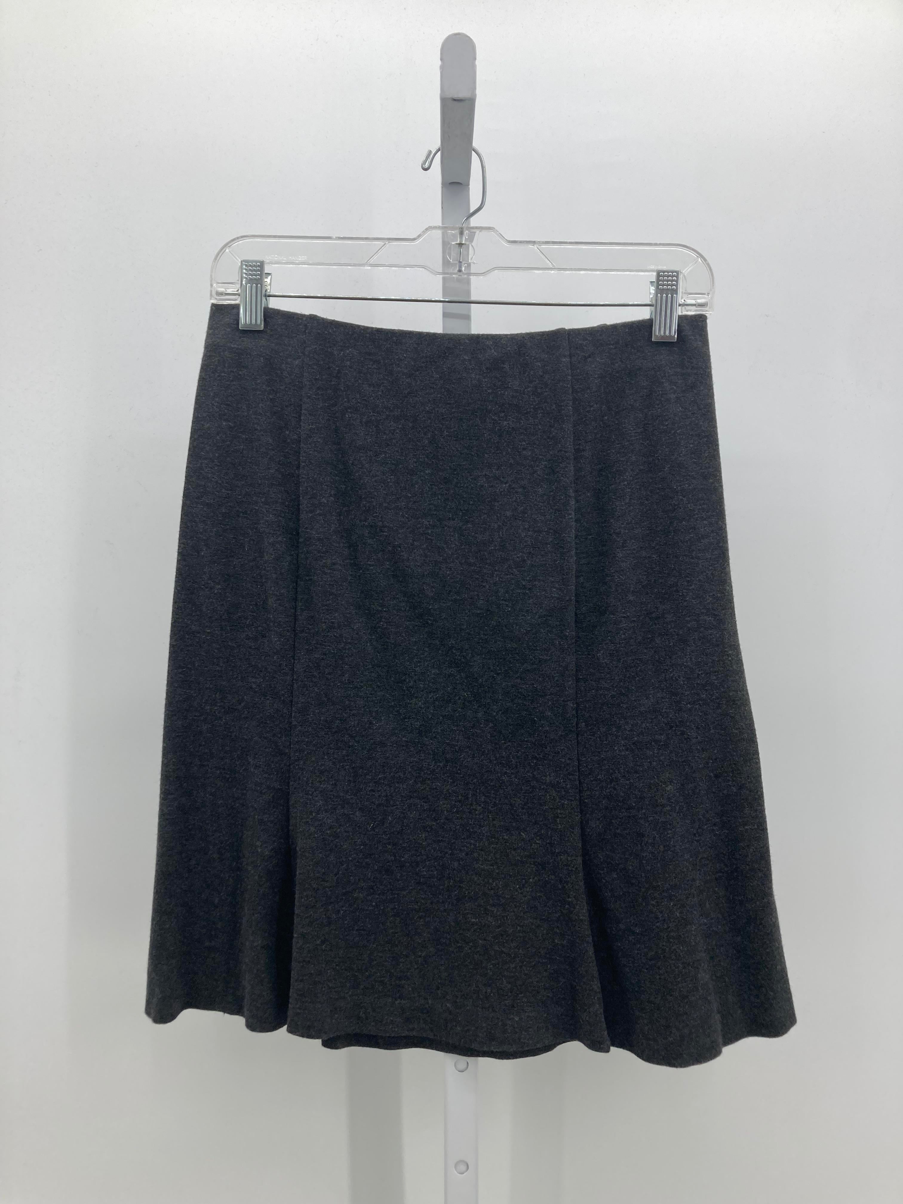 DKNY Size Small Misses Skirt