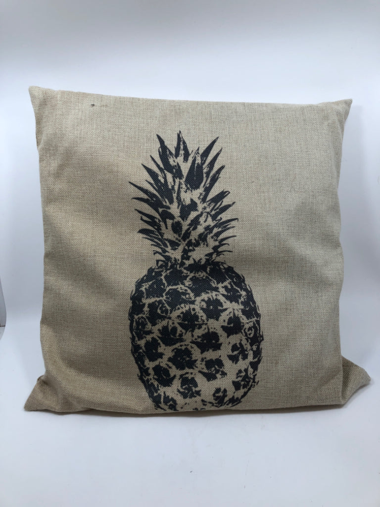PINEAPPLE PILLOW.