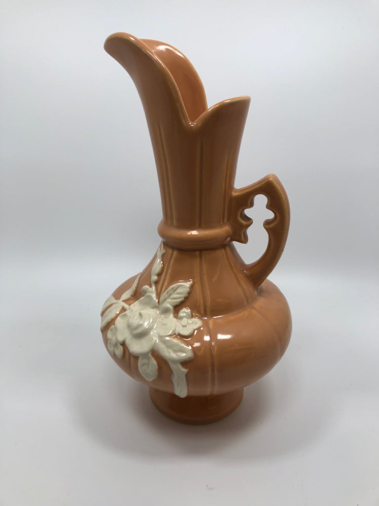 VTG WELLER PEACH-COLORED CAMEO ROSE PITCHER.