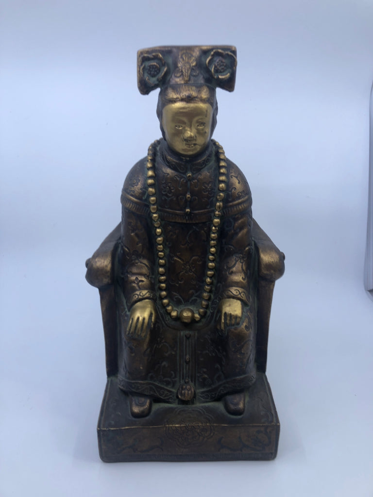 GOLD/BRONZE SITTING BUDDHA WOOD STATUE.