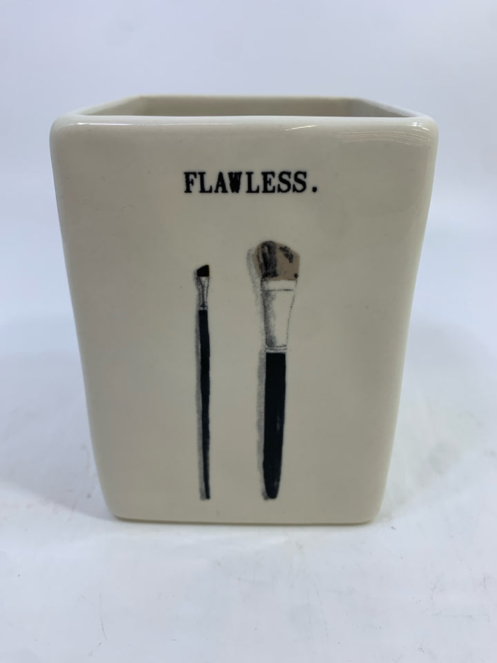 FLAWLESS MAKEUP BRUSH HOLDER.