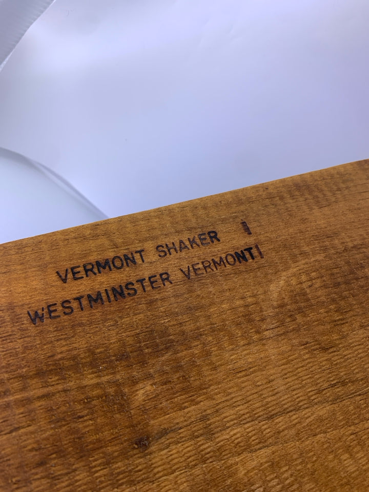 DARK WOOD BREAD/ STORAGE BOX W HEART DETAIL.