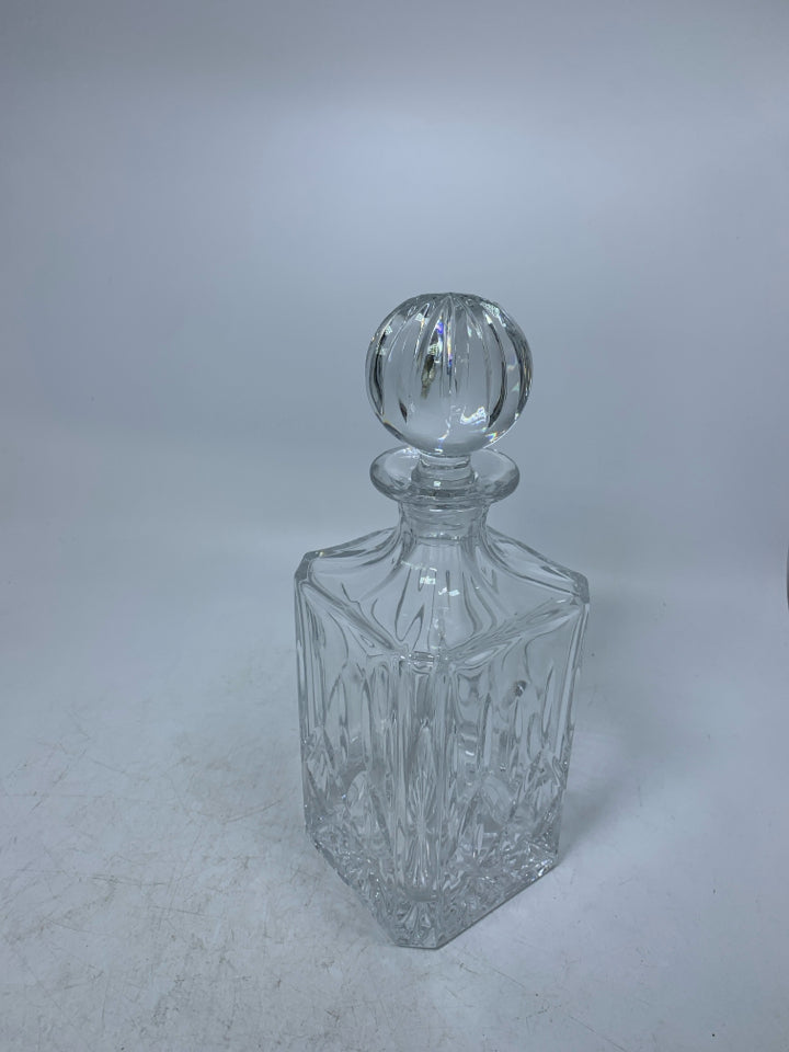 VTG CRYSTAL DECANTER W/ LARGE CIRCLE STOPPER.