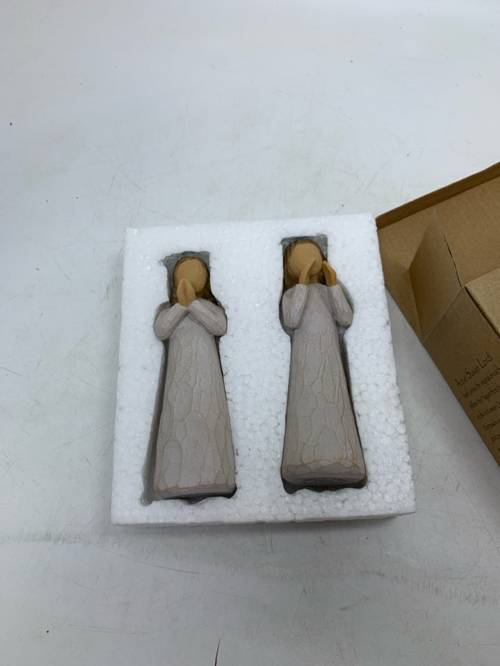 NIB 2PC SISTERS BY HEART.