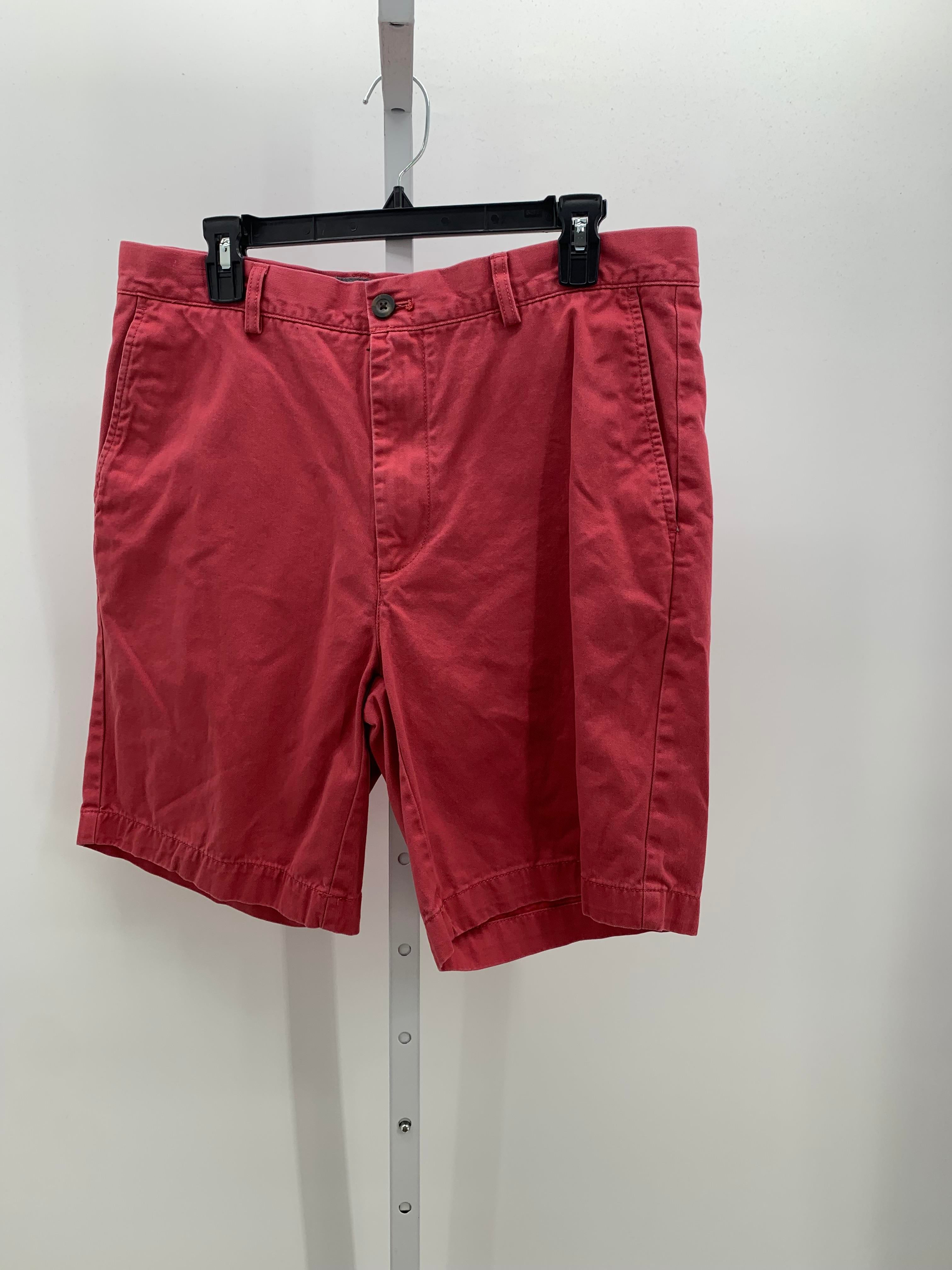 KHAKI SHORTS