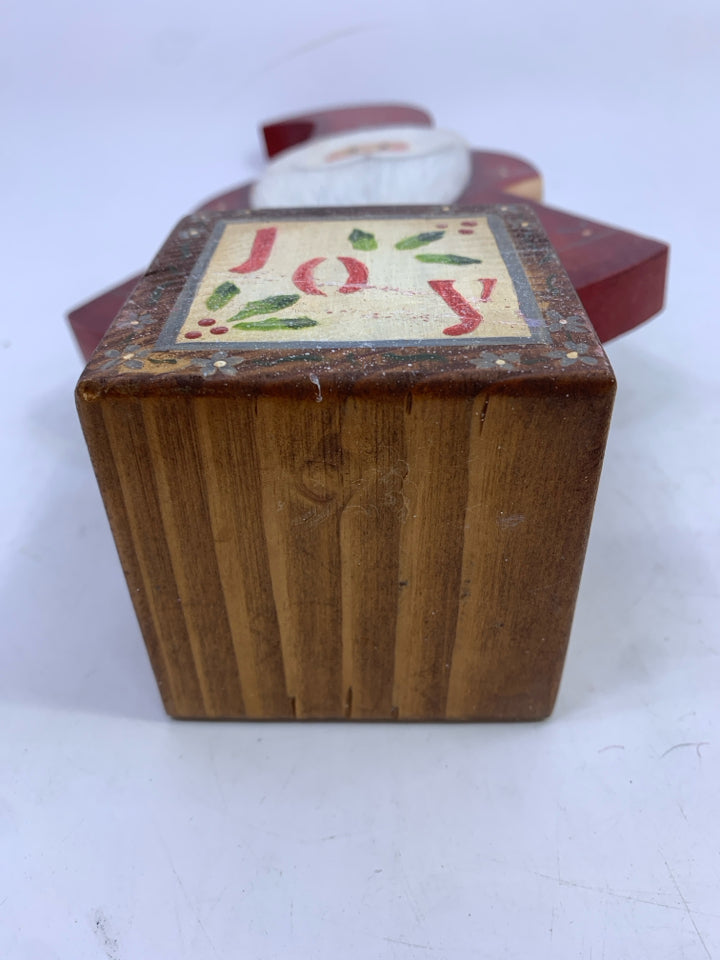 WOOD SANTA "JOY" BLOCK.